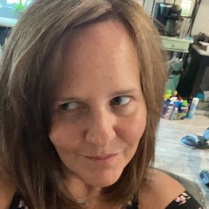 Meet your Posher, Ally